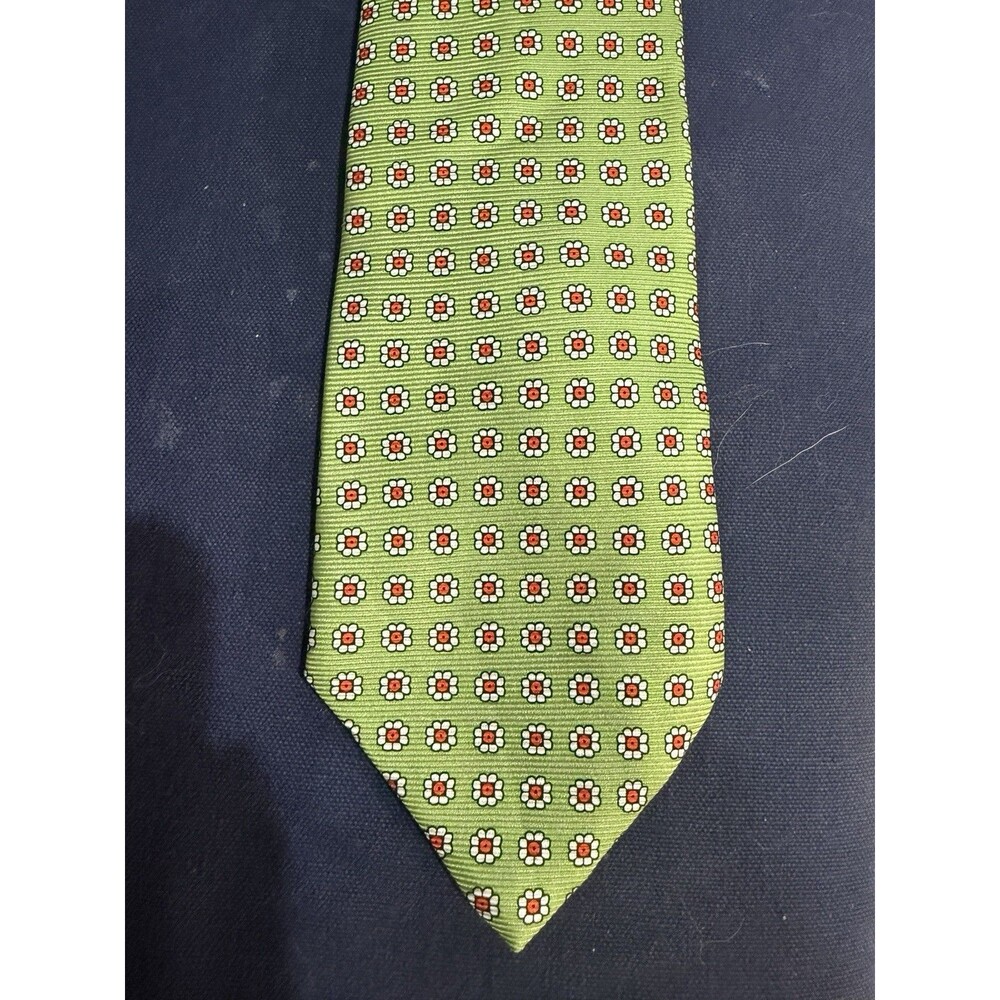 Hunt Club 100% Silk Tie Green Geometric